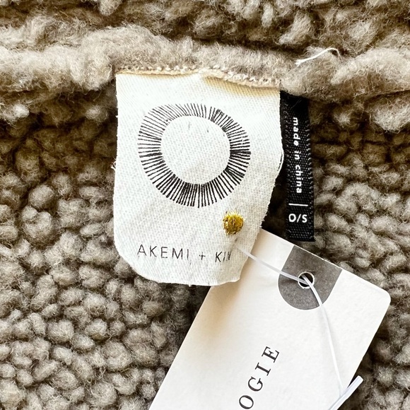 Anthropologie AKEMI+KIN Phoebe Sherpa Lined Open Front Faux Suede Vest C… - Picture 9 of 15